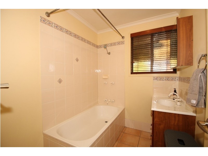 332 Greenwattle Street, Wilsonton Heights QLD 4350