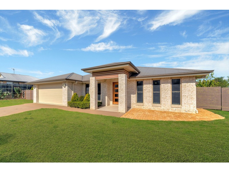 5 Coverack Street, Kleinton QLD 4352