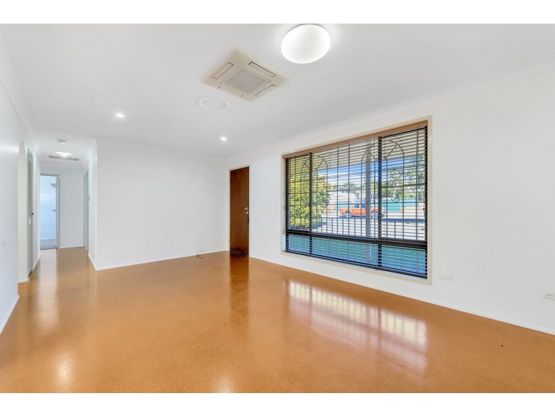 3 Blaxland Street, Newtown QLD 4350