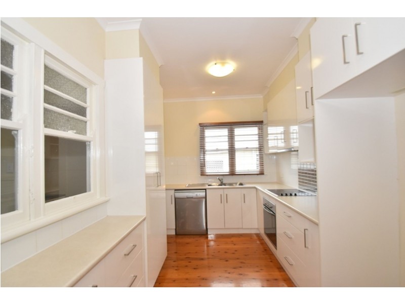 92A Curzon Street, East Toowoomba QLD 4350