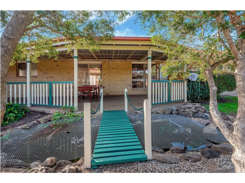 4 Jackson Close, Hodgson Vale QLD 4352