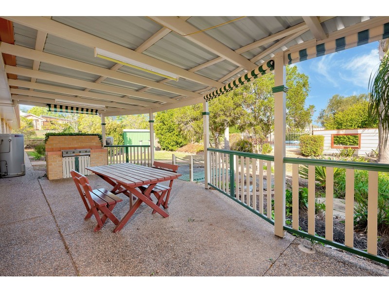 4 Jackson Close, Hodgson Vale QLD 4352