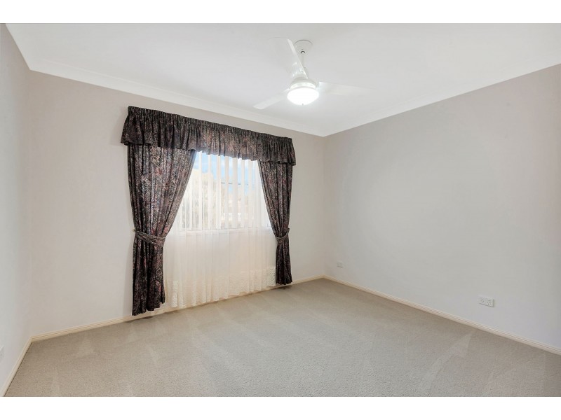 4 Jackson Close, Hodgson Vale QLD 4352
