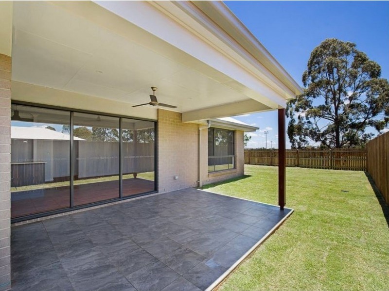 15 Entabeni Drive, Kearneys Spring QLD 4350