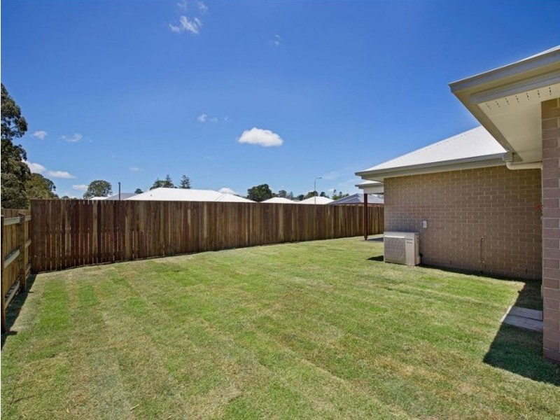 15 Entabeni Drive, Kearneys Spring QLD 4350
