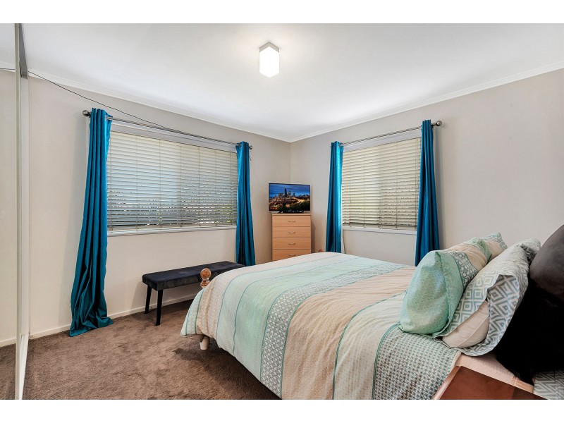 15 Hampton Street, Newtown QLD 4350