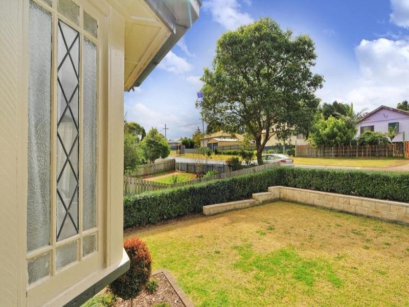 17 Mooney Street, Harlaxton QLD 4350