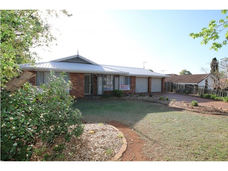 11 Box Street, Rangeville QLD 4350
