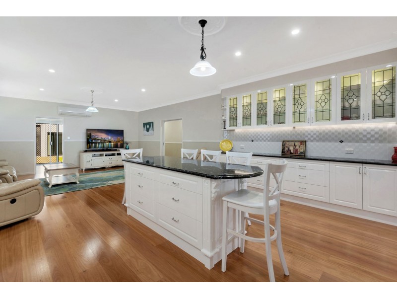 18 Perth Street, Rangeville QLD 4350