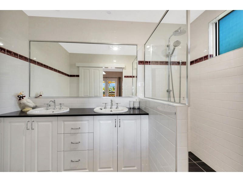 18 Perth Street, Rangeville QLD 4350