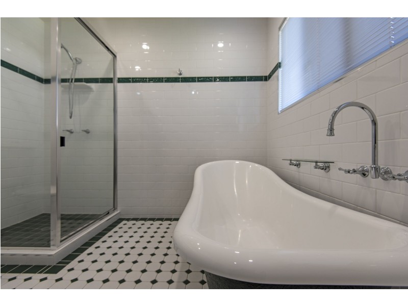 18 Perth Street, Rangeville QLD 4350