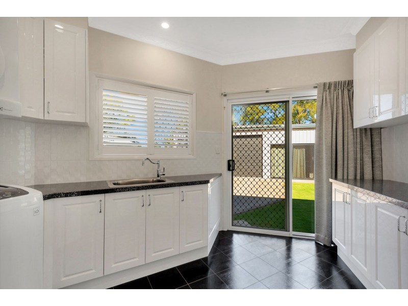 18 Perth Street, Rangeville QLD 4350