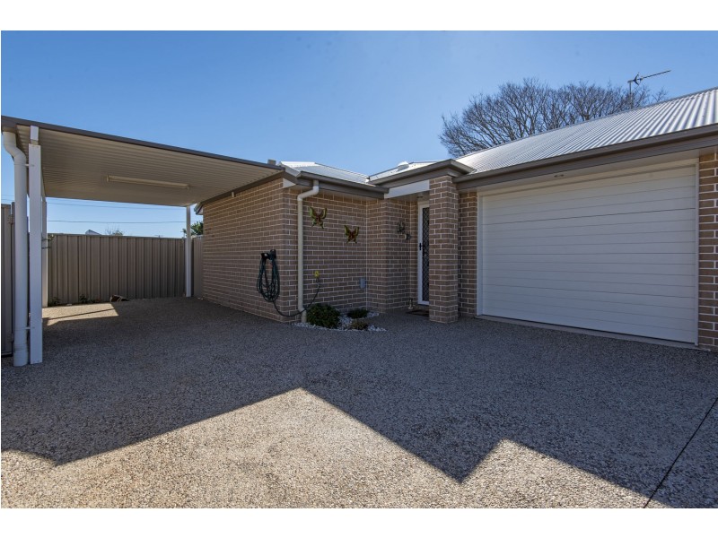 4/41 Tara Street, Wilsonton QLD 4350