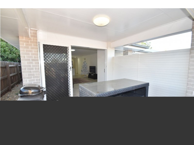 5/8 Lovejoy Court, Kearneys Spring QLD 4350