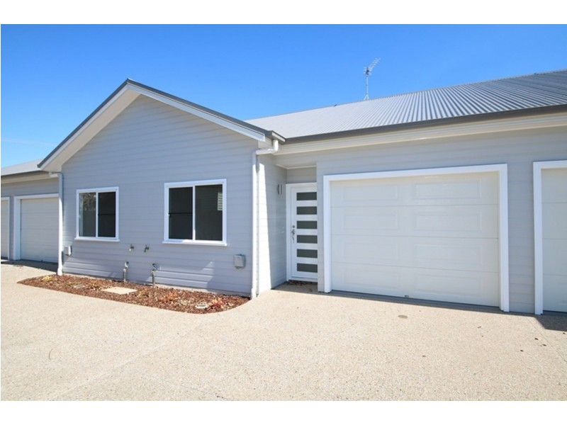 3/33 Albert Street, Newtown QLD 4350
