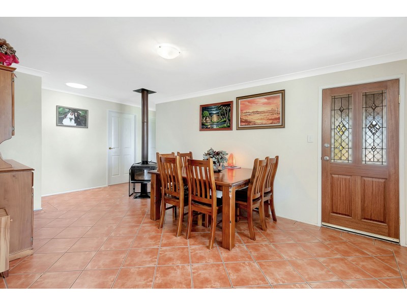 6 Darel Street, Kingsthorpe QLD 4400