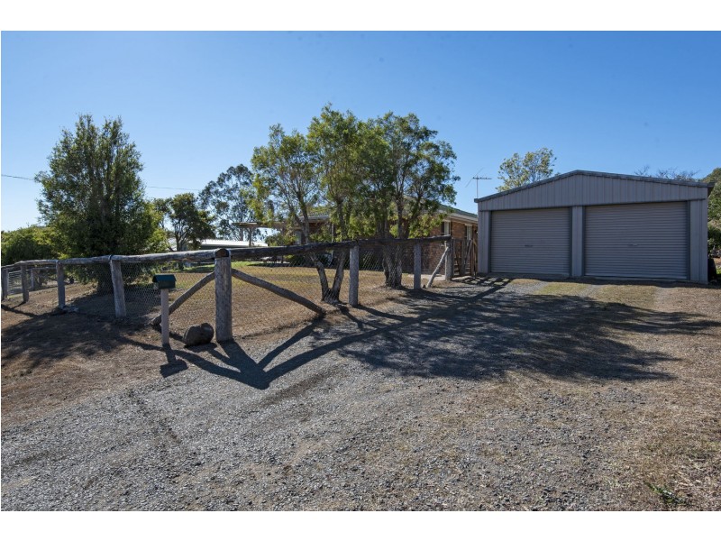 6 Darel Street, Kingsthorpe QLD 4400