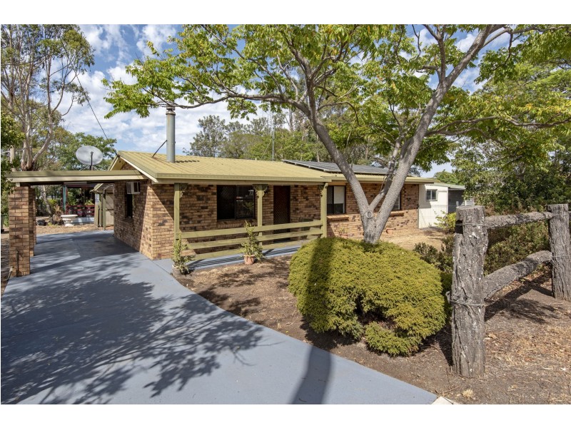 18 Balfour Street, Wyreema QLD 4352