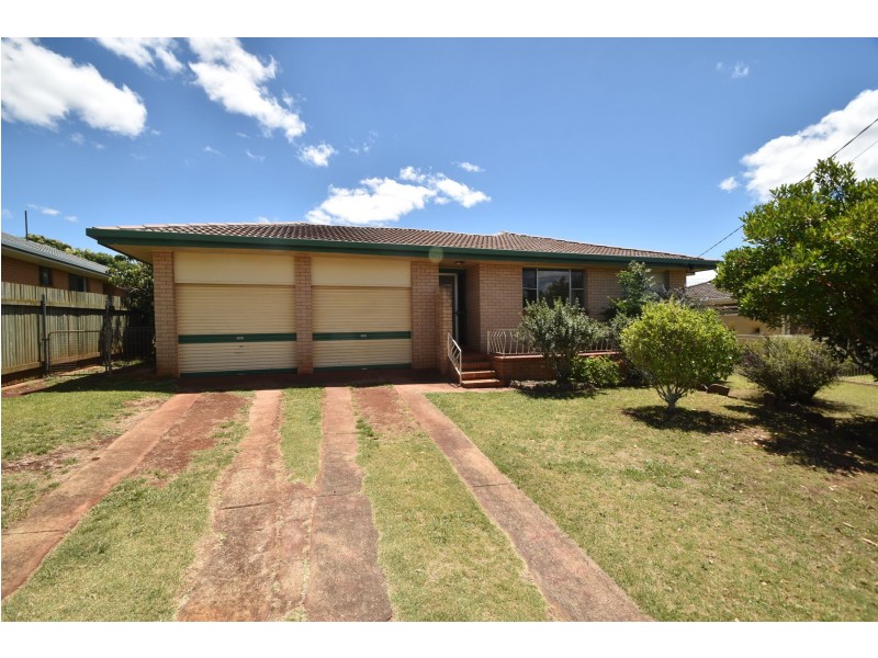 61 Sardon Street, Centenary Heights QLD 4350