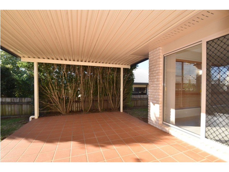 1 Prime Minister Drive, Middle Ridge QLD 4350