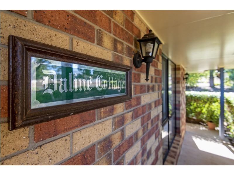 43 Valley View Drive, Meringandan West QLD 4352