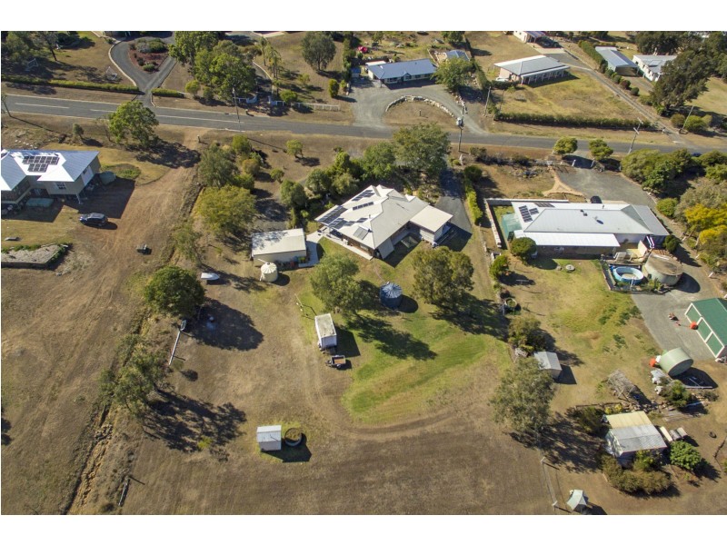43 Valley View Drive, Meringandan West QLD 4352