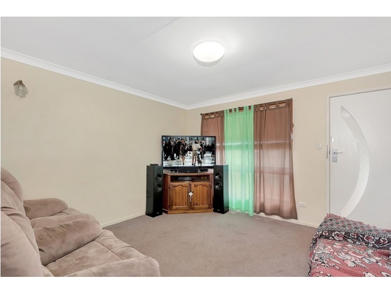 1/208 Tor Street, Rockville QLD 4350