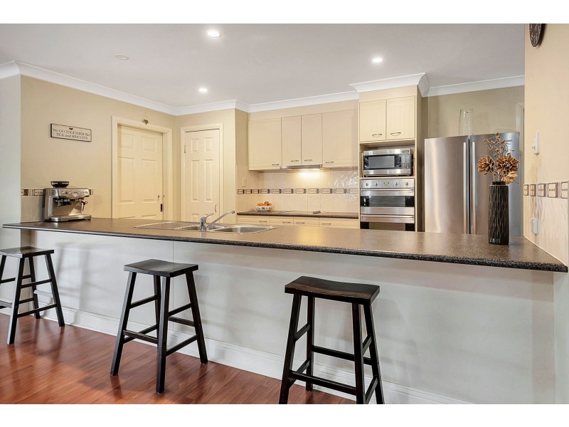 62 Phipps Drive, Meringandan West QLD 4352