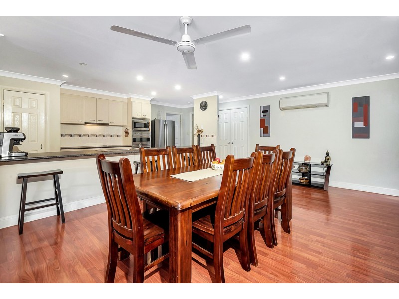 62 Phipps Drive, Meringandan West QLD 4352
