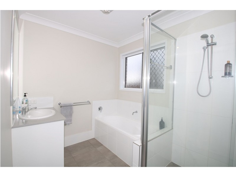 64 Magpie Drive, Cambooya QLD 4358