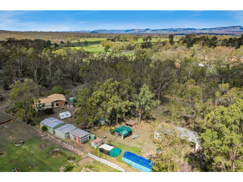 737 Murphys Creek Road, Upper Lockyer QLD 4352