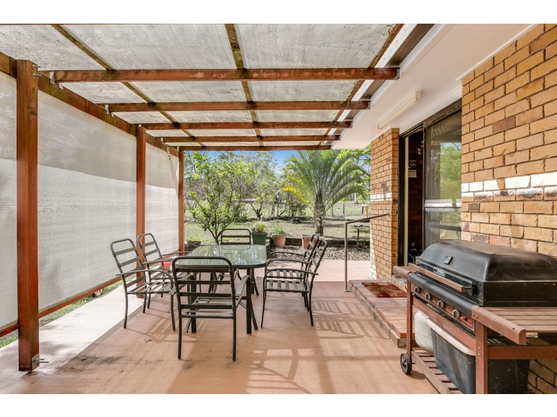 737 Murphys Creek Road, Upper Lockyer QLD 4352