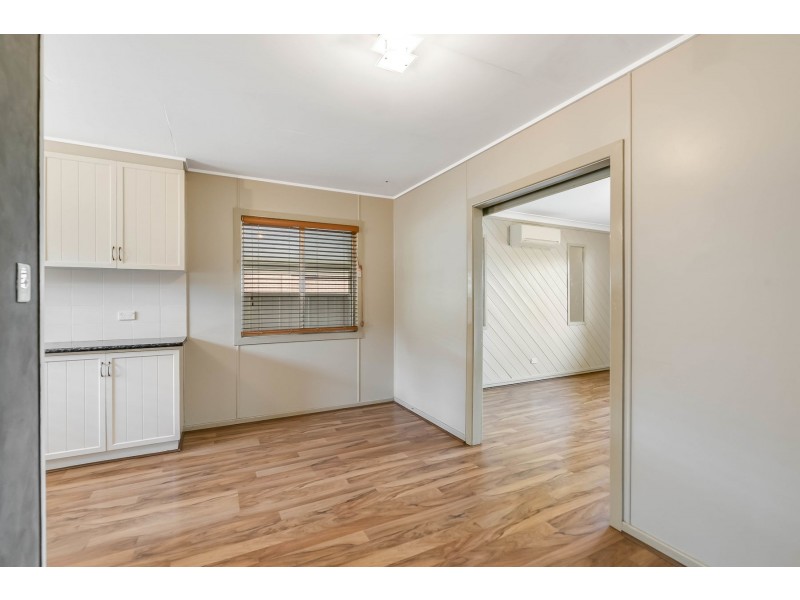 37 South Street, Rangeville QLD 4350