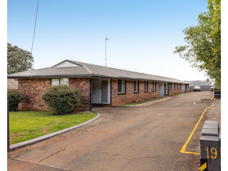 19 Gipps Street, Drayton QLD 4350