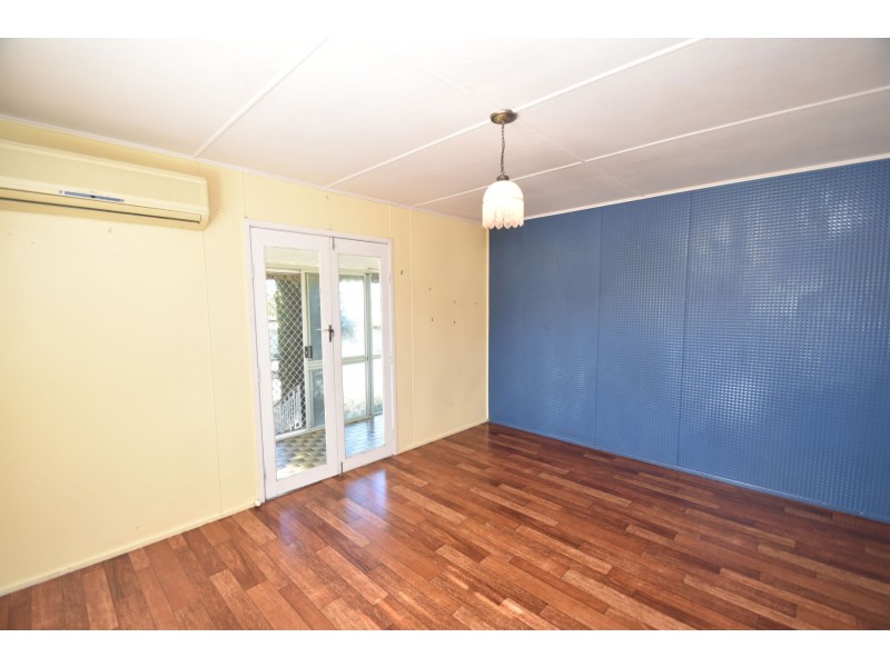 5 Greyfriars Street, Rockville QLD 4350