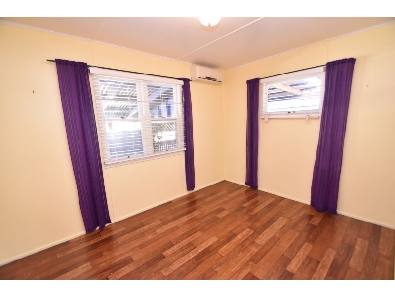 5 Greyfriars Street, Rockville QLD 4350