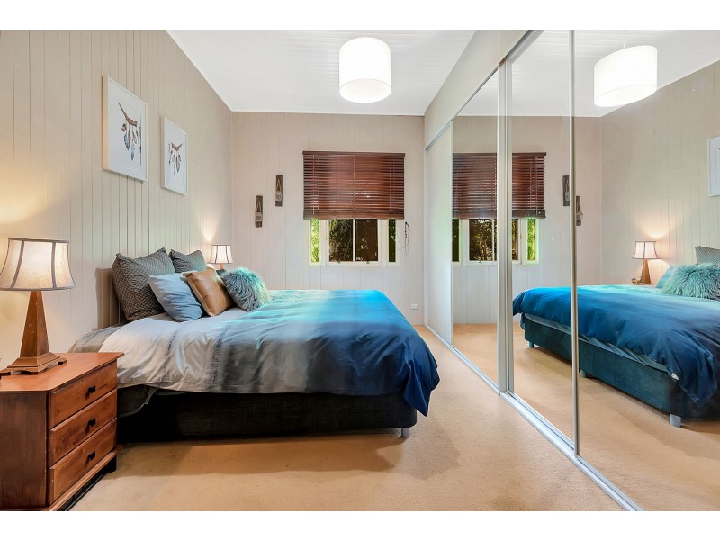 165 Koreelah Street, Upper Lockyer QLD 4352