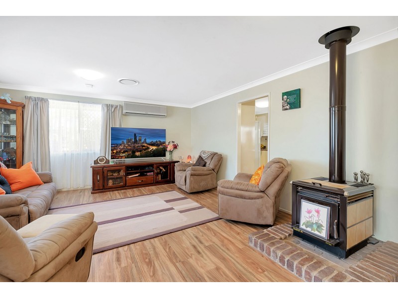 6 Pamela Street, Darling Heights QLD 4350