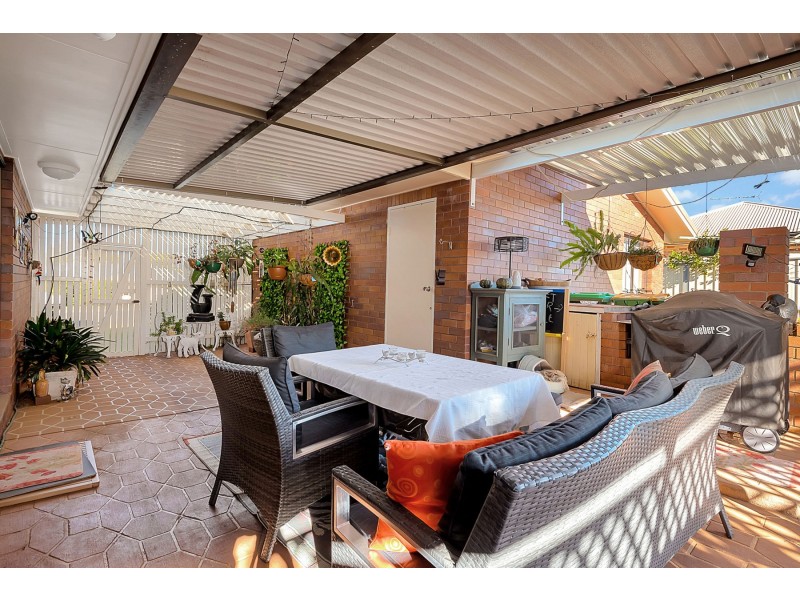 6 Pamela Street, Darling Heights QLD 4350