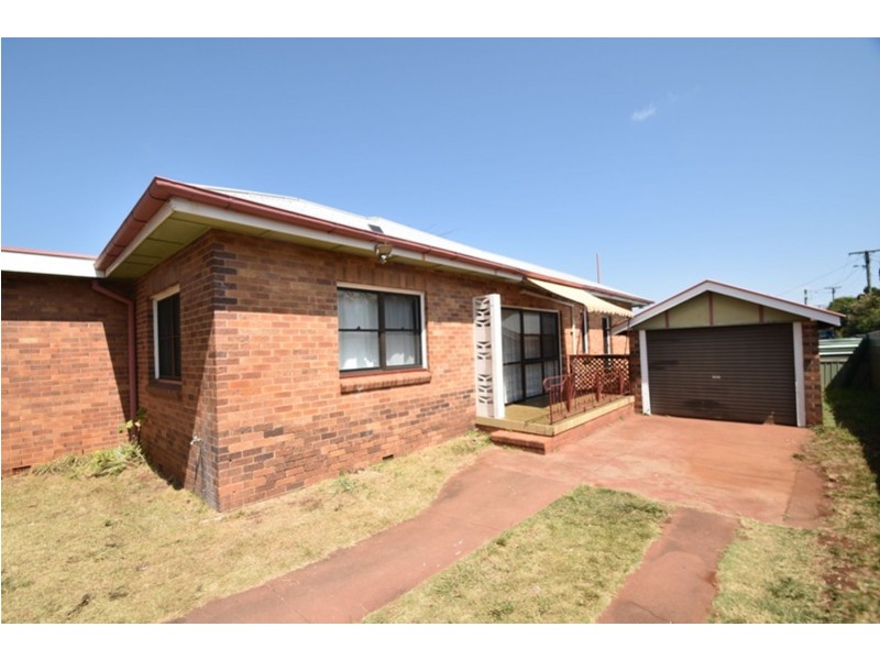 7 Cohoe Street, East Toowoomba QLD 4350