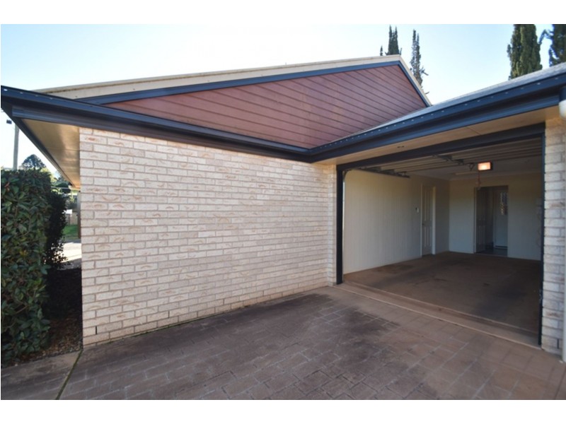 1/28 Pascoe Lane, Harlaxton QLD 4350