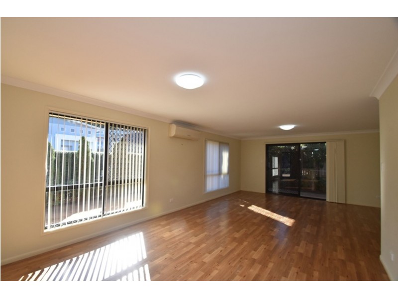 1/28 Pascoe Lane, Harlaxton QLD 4350