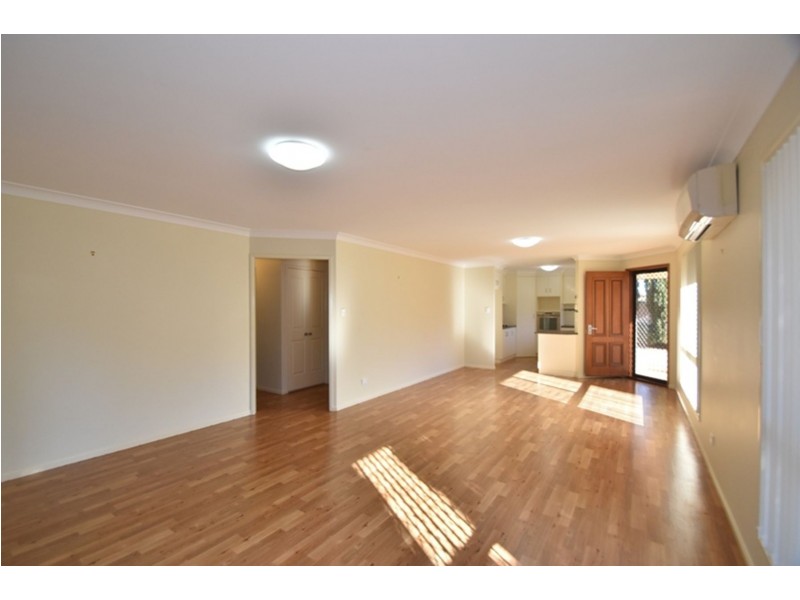 1/28 Pascoe Lane, Harlaxton QLD 4350