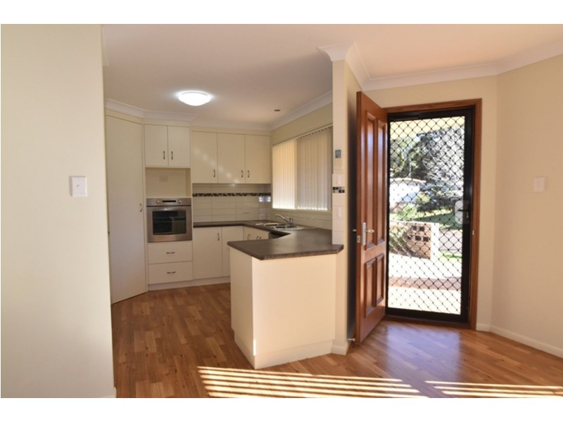 1/28 Pascoe Lane, Harlaxton QLD 4350