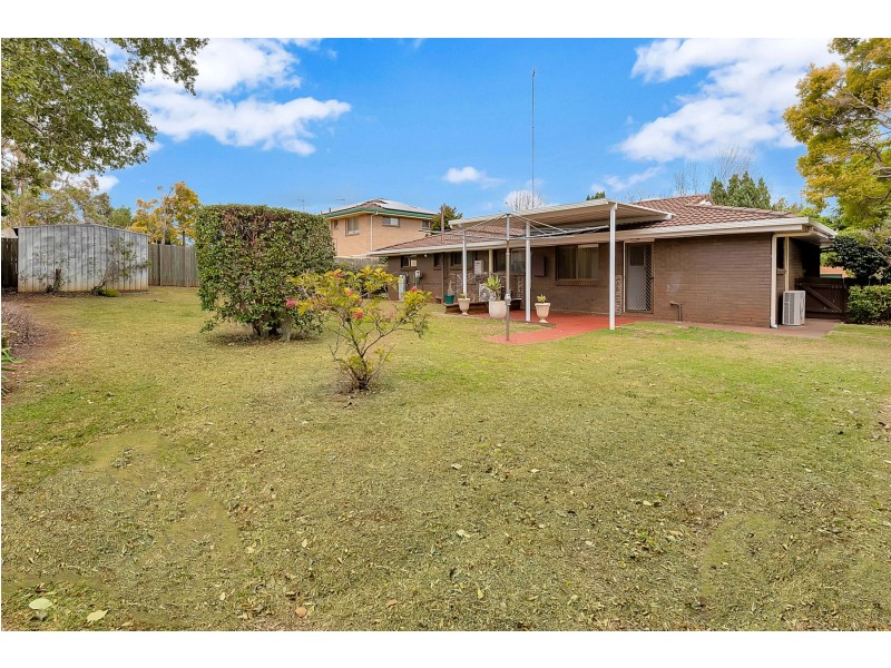 21 Crotty Street, Centenary Heights QLD 4350