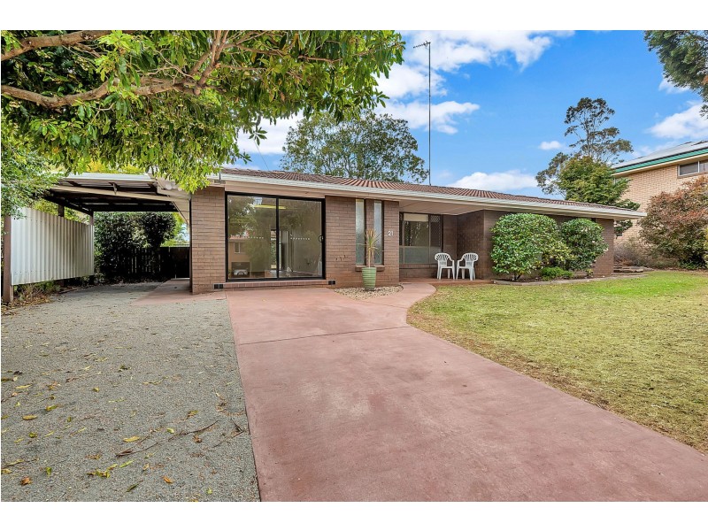 21 Crotty Street, Centenary Heights QLD 4350