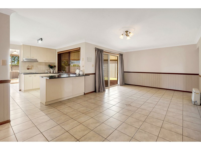 2 Tess Close, Middle Ridge QLD 4350