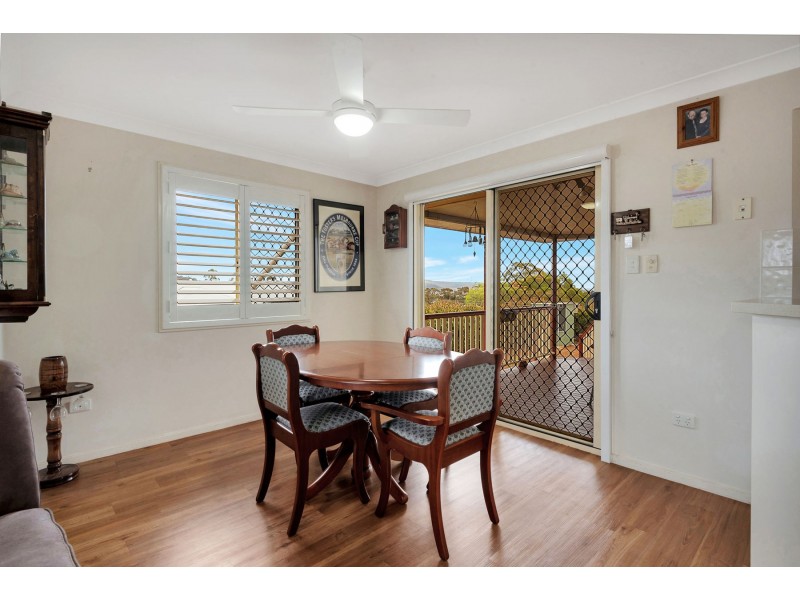 35 Thomas Street, Meringandan West QLD 4352