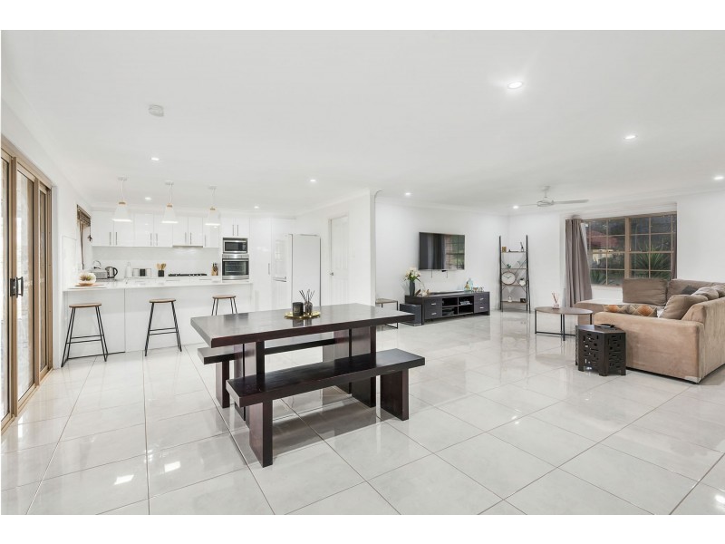 235 Nelson Street, Kearneys Spring QLD 4350