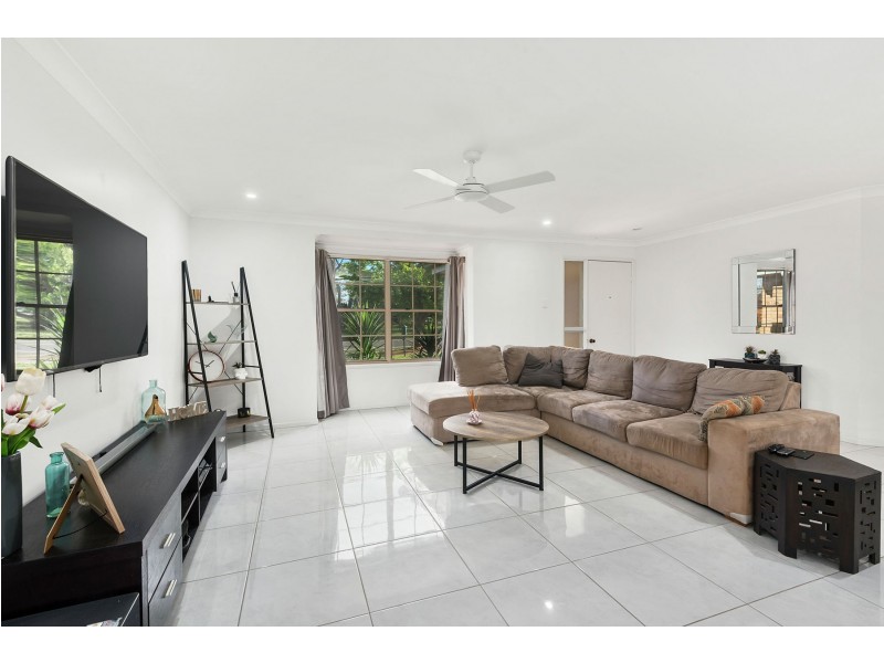 235 Nelson Street, Kearneys Spring QLD 4350